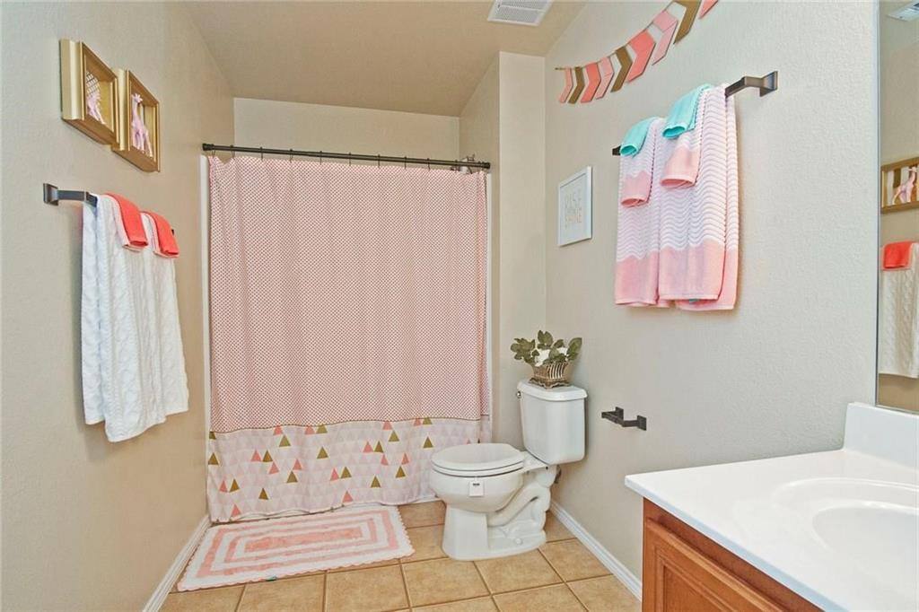 Apartment for rent at 5917 Stone Mountain Rd, The Colony, TX 75056