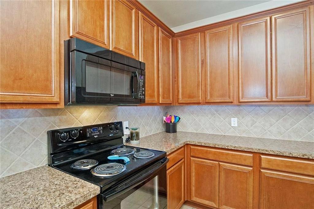 Apartment for rent at 5917 Stone Mountain Rd, The Colony, TX 75056