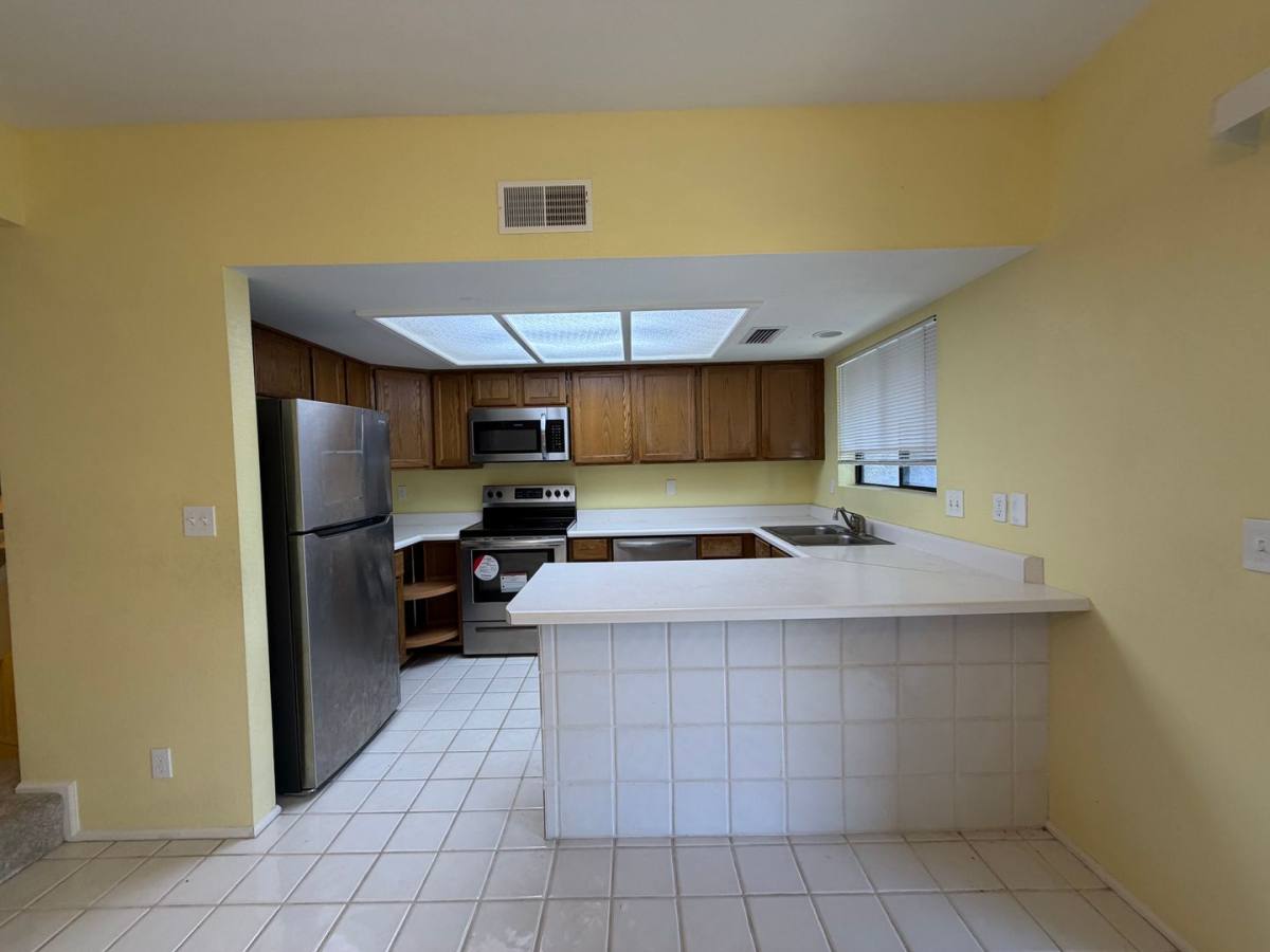 Townhouse for rent at 2524 S El Paradiso, Mesa, AZ 85202