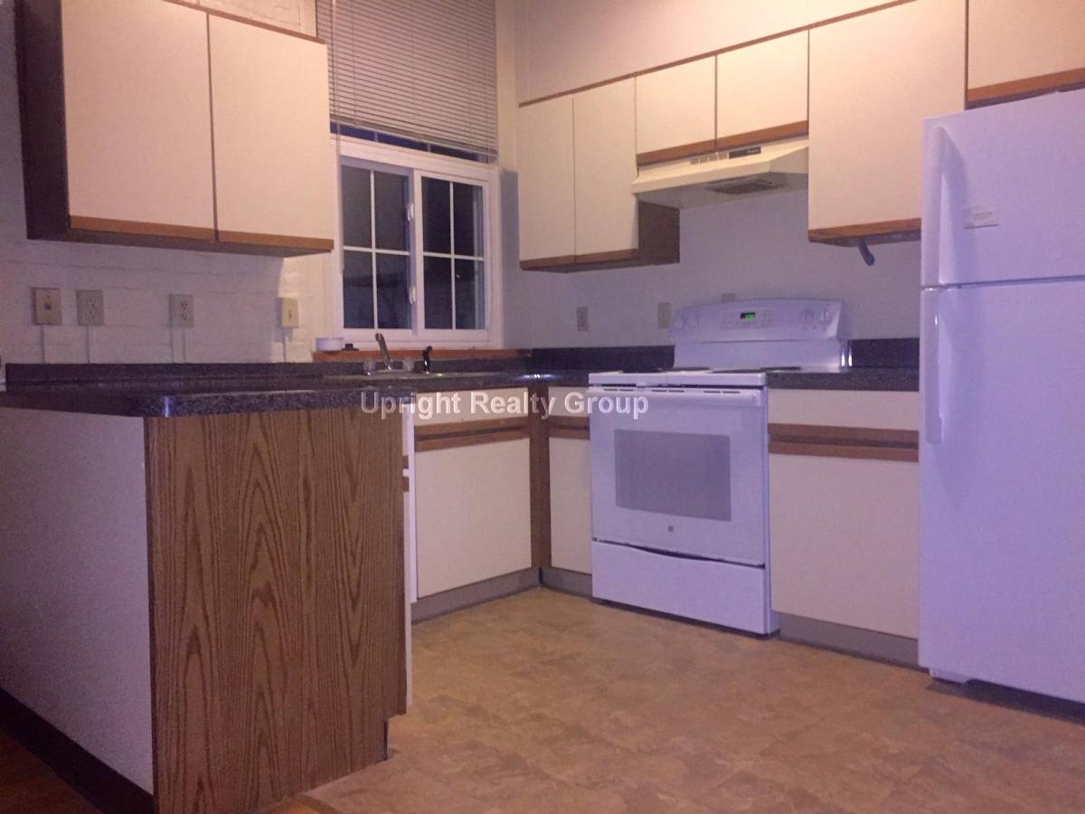 Apartment for rent at 11 Willow St #404, Fitchburg, MA 01420