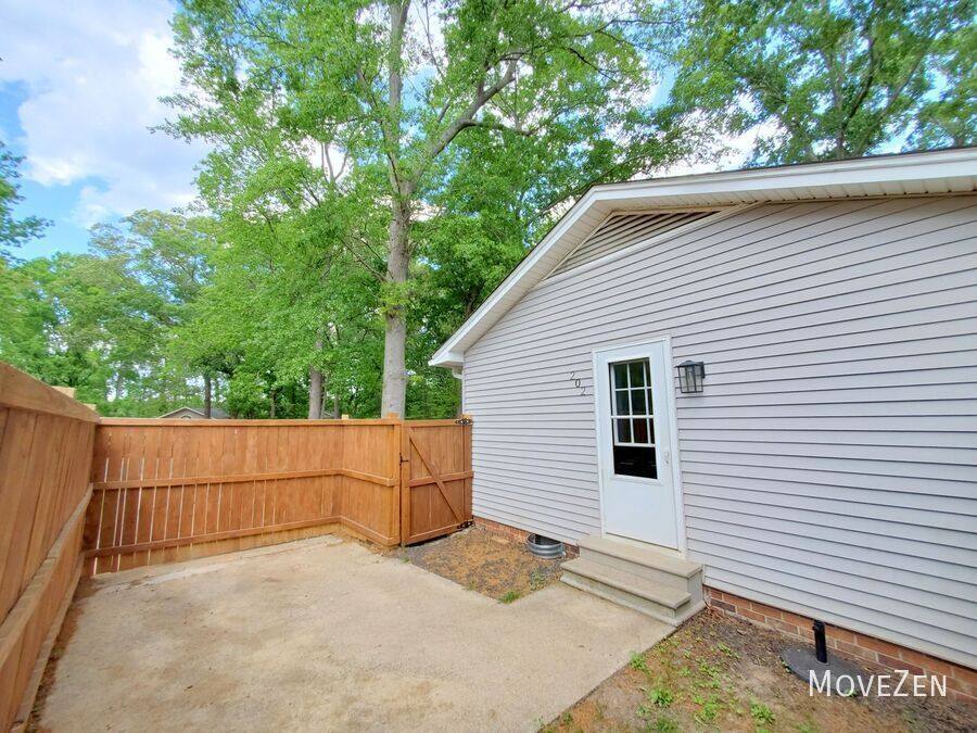 House for rent at 202 Newgate Dr, Simpsonville, SC 29681