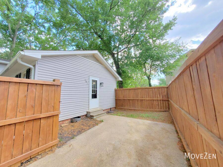 House for rent at 202 Newgate Dr, Simpsonville, SC 29681