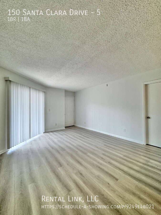 Condo for rent at 150 Santa Clara Dr #5, Naples, FL 34104