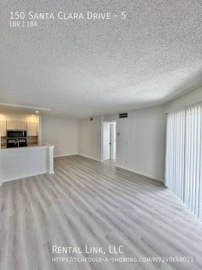 Condo for rent at 150 Santa Clara Dr #5, Naples, FL 34104
