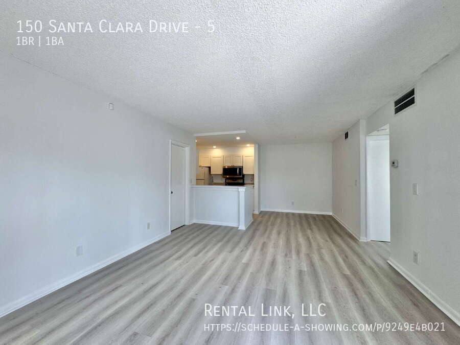 Condo for rent at 150 Santa Clara Dr #5, Naples, FL 34104