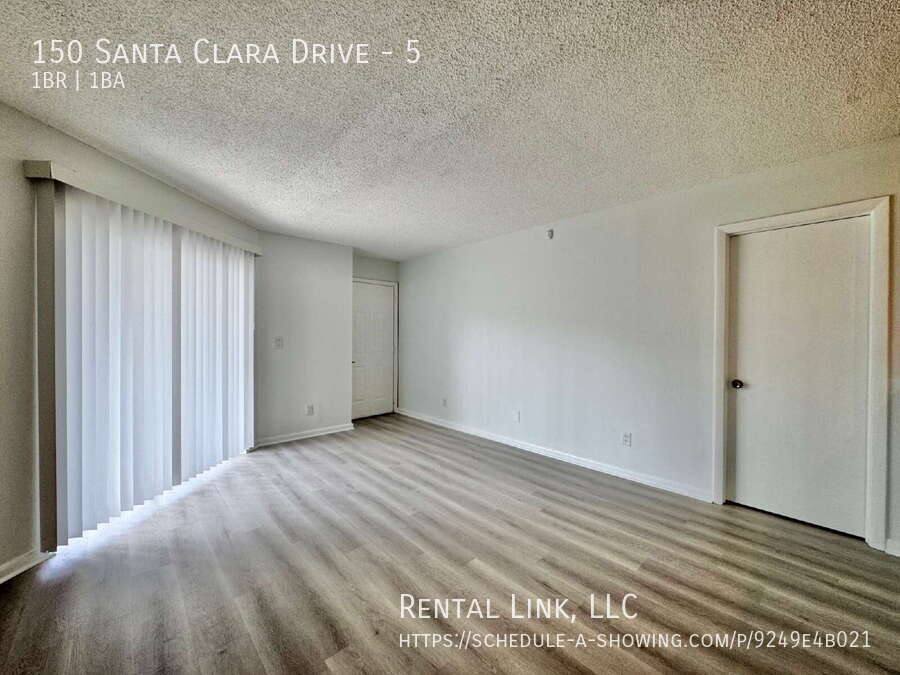 Condo for rent at 150 Santa Clara Dr #5, Naples, FL 34104