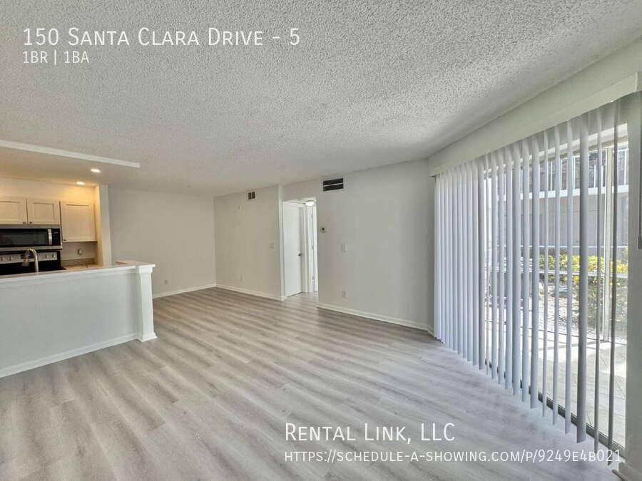 Condo for rent at 150 Santa Clara Dr #5, Naples, FL 34104