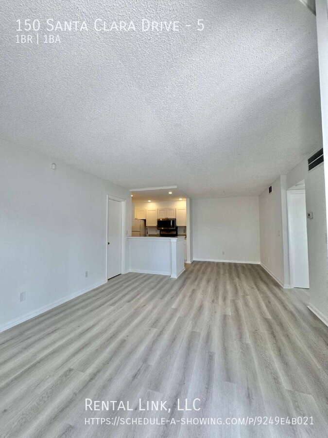 Condo for rent at 150 Santa Clara Dr #5, Naples, FL 34104