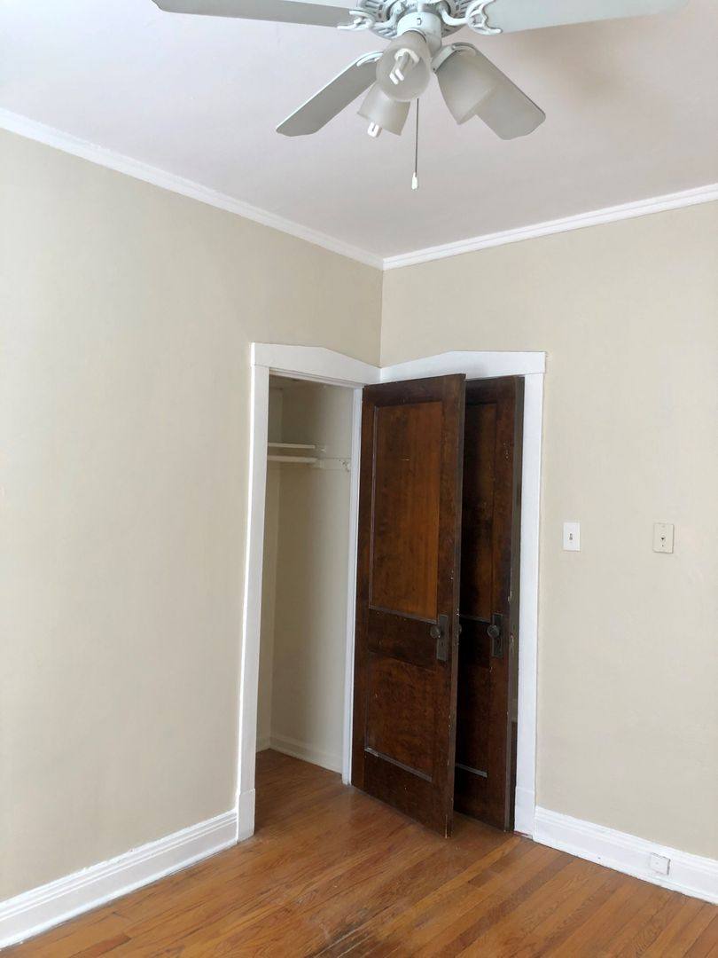 Apartment for rent at 4400 N Winchester Ave, Chicago, IL 60640