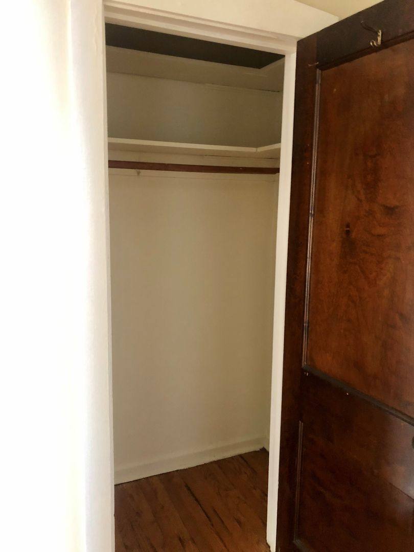 Apartment for rent at 4400 N Winchester Ave, Chicago, IL 60640