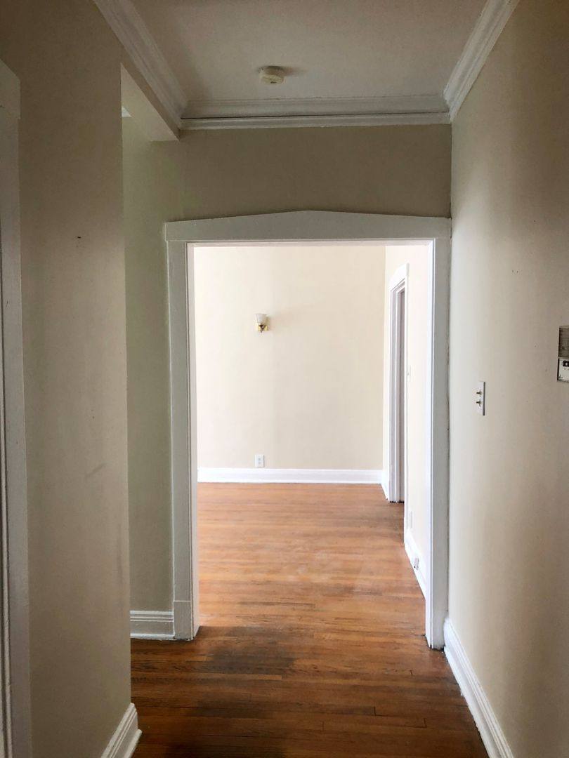 Apartment for rent at 4400 N Winchester Ave, Chicago, IL 60640