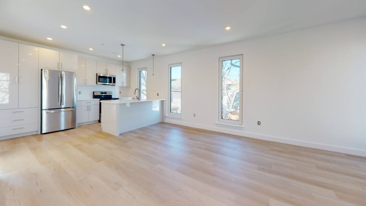 House for rent at 2837 Washington St #2, Roxbury, MA 02119