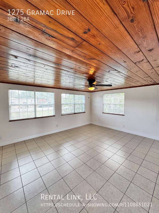 House for rent at 1275 Gramac Dr, North Fort Myers, FL 33917