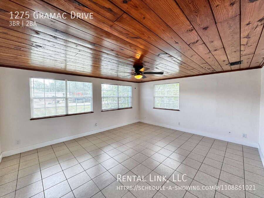 House for rent at 1275 Gramac Dr, North Fort Myers, FL 33917