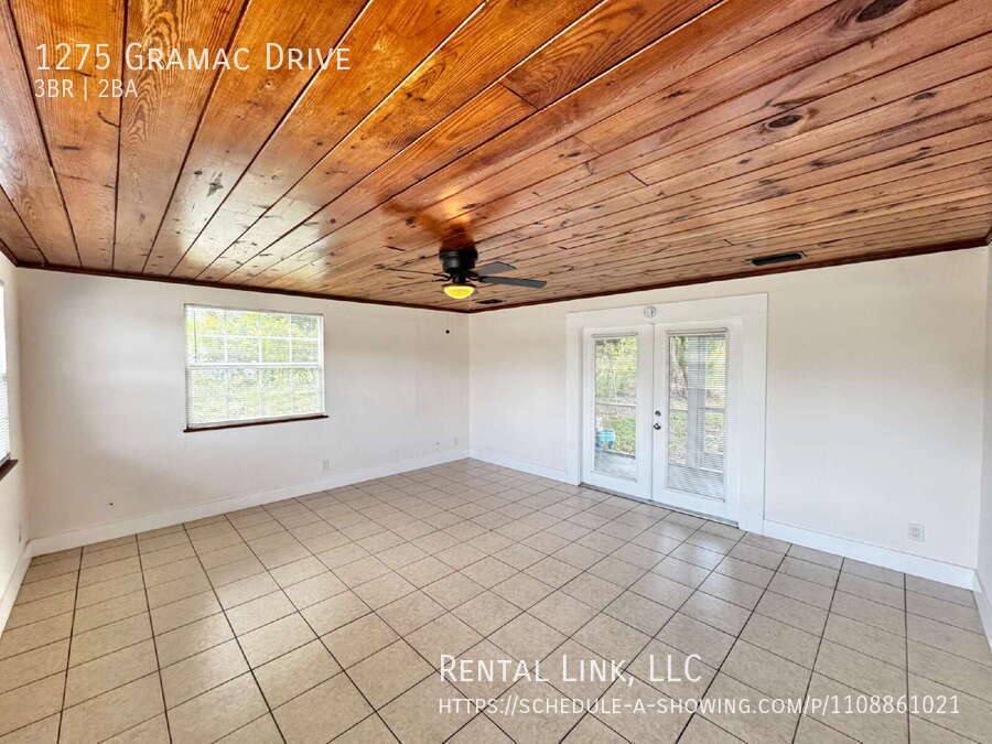 House for rent at 1275 Gramac Dr, North Fort Myers, FL 33917