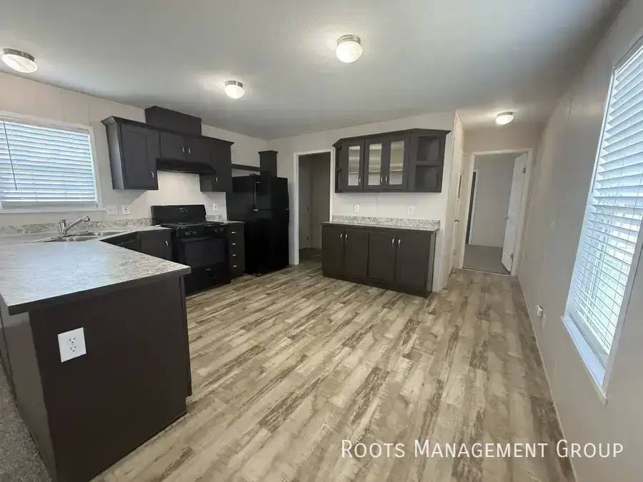 Apartment for rent at 10016 Joan Dr #103, Montrose, MI 48457