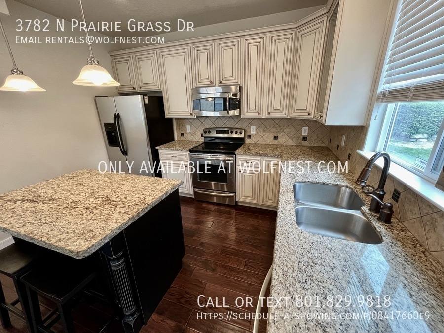 Townhouse for rent at 3782 N Prairie Grass Dr, Lehi, UT 84043