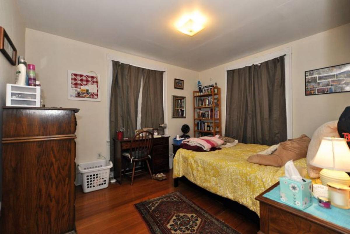 House for rent at 26 Linden St #7, Brookline, MA 02445