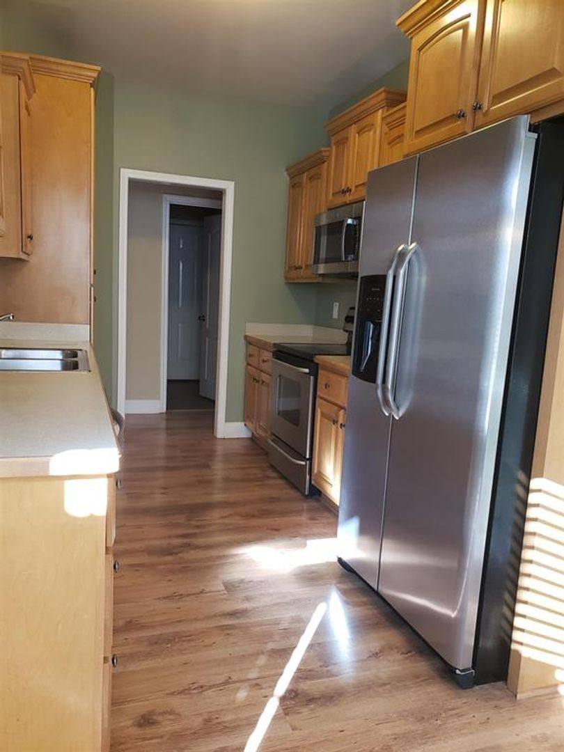 House for rent at 426 Stillwood Dr, Newnan, GA 30265