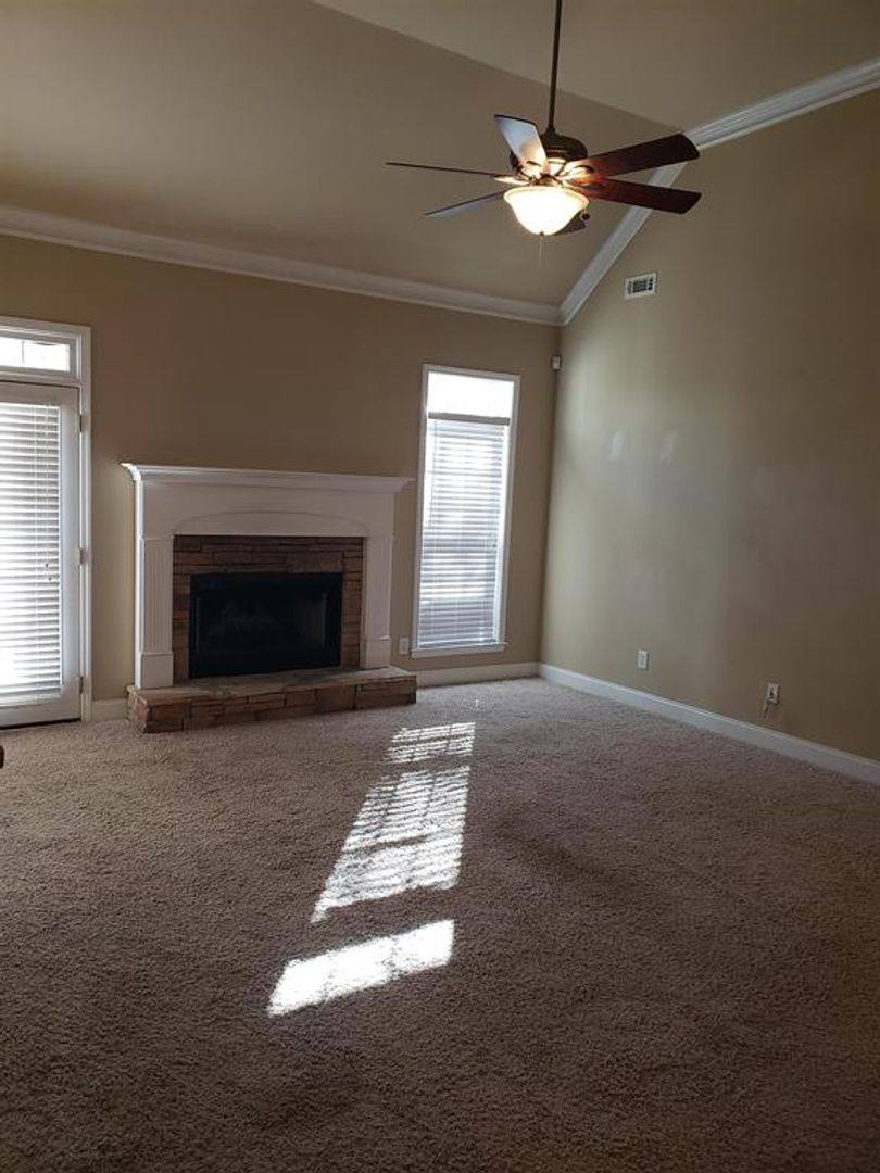 House for rent at 426 Stillwood Dr, Newnan, GA 30265
