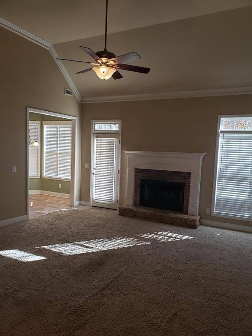 House for rent at 426 Stillwood Dr, Newnan, GA 30265