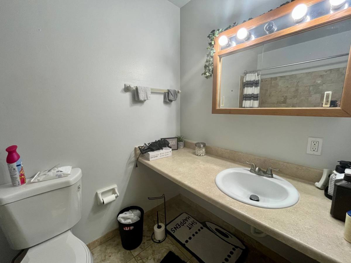 Apartment for rent at 10448 W Montana Ave, Milwaukee, WI 53227