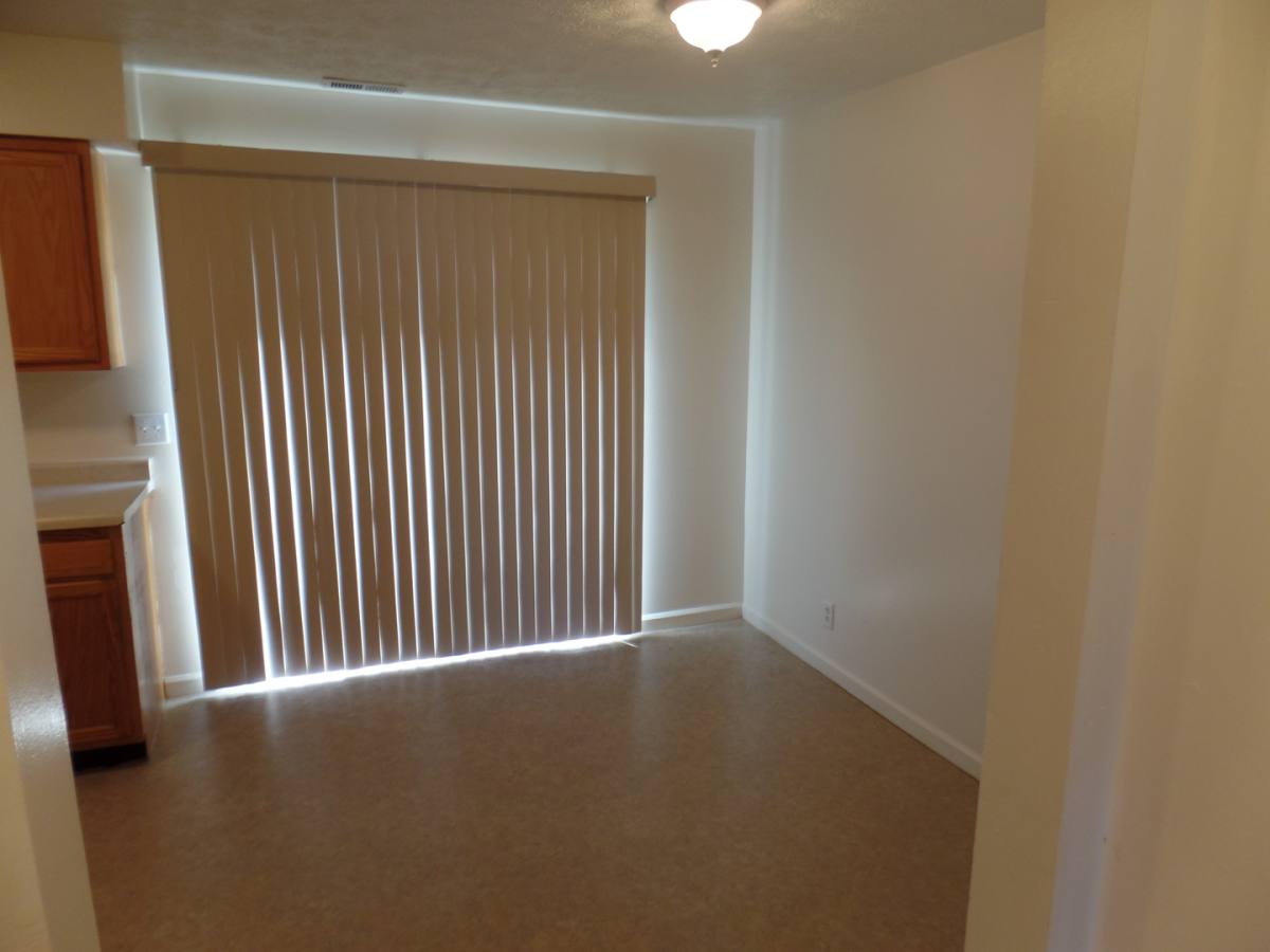 Apartment for rent at 1600 Williamsburg Court, Martinsville, IN 46151