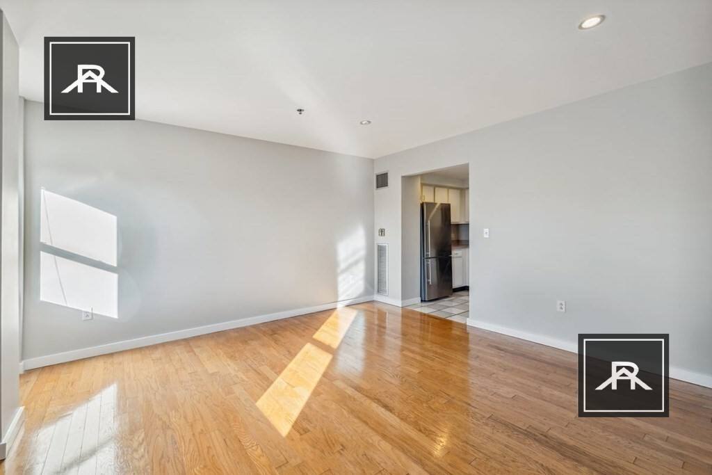 Apartment for rent at 532 Commonwealth Ave #7D, Boston, MA 02215