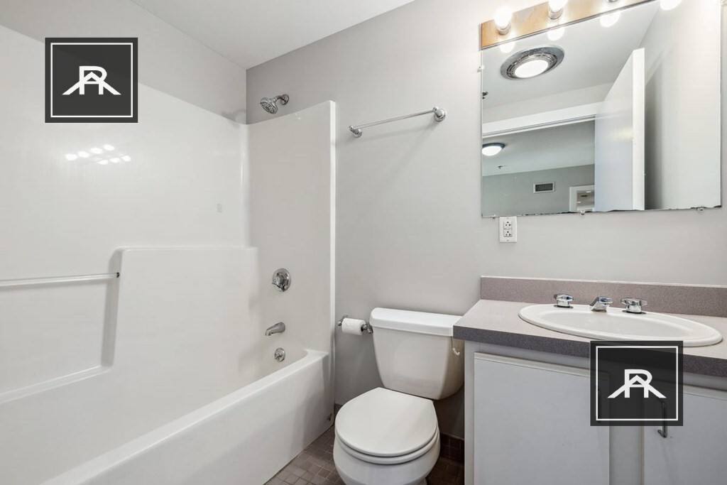Apartment for rent at 532 Commonwealth Ave #7D, Boston, MA 02215