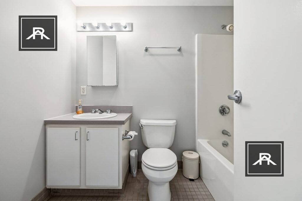 Apartment for rent at 532 Commonwealth Ave #7D, Boston, MA 02215