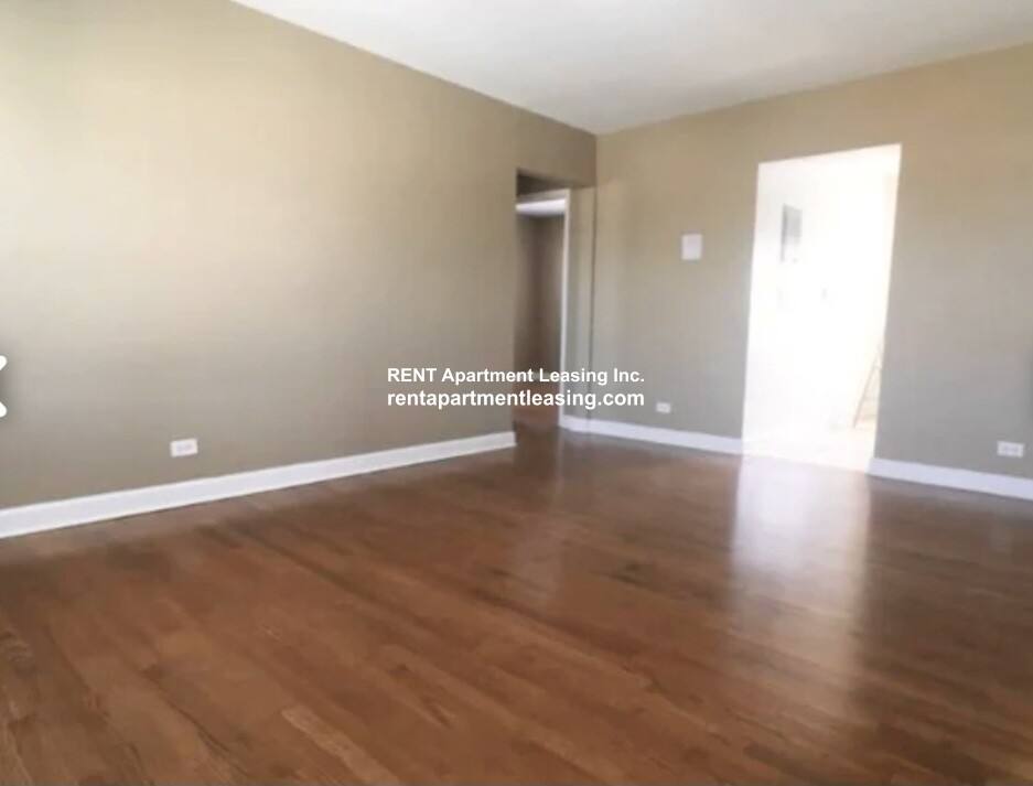 Apartment for rent at 7626 N Milwaukee Ave #1A, Niles, IL 60714