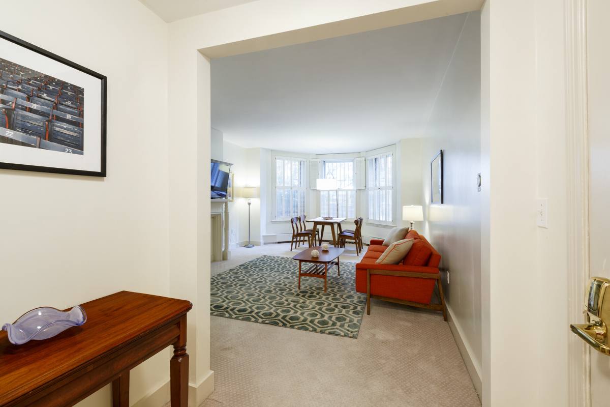 Apartment for rent at 387 Commonwealth Ave #B, Boston, MA 02115