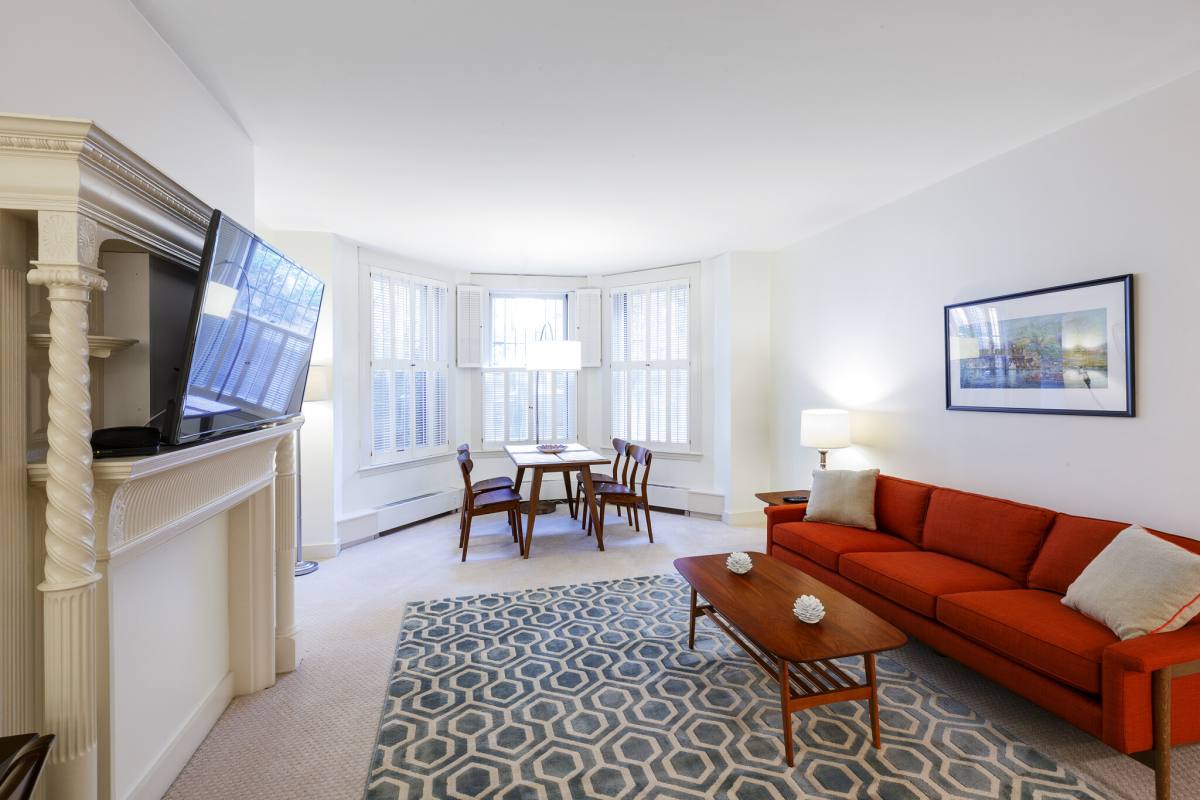 Apartment for rent at 387 Commonwealth Ave #B, Boston, MA 02115