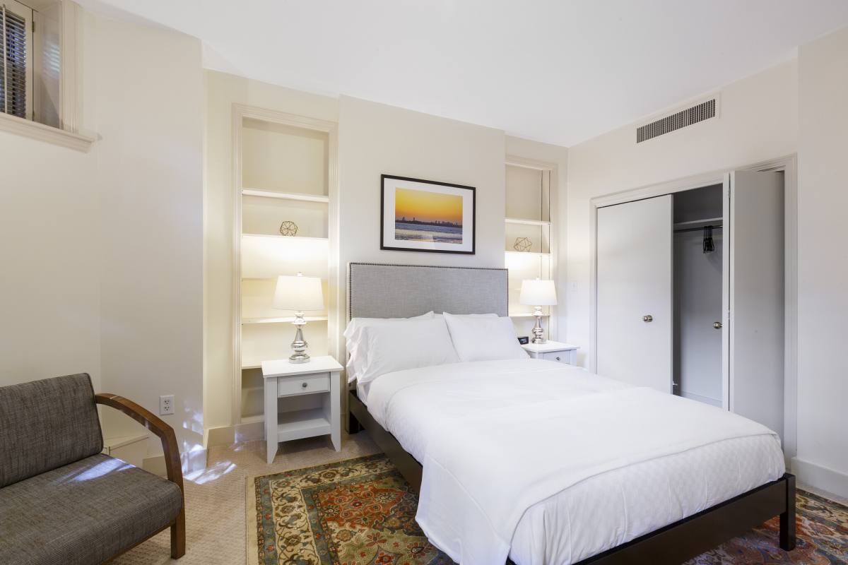 Apartment for rent at 387 Commonwealth Ave #B, Boston, MA 02115
