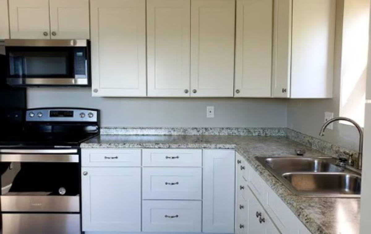 Apartment for rent at 848 Riverview Terrace, Dayton, OH 45402