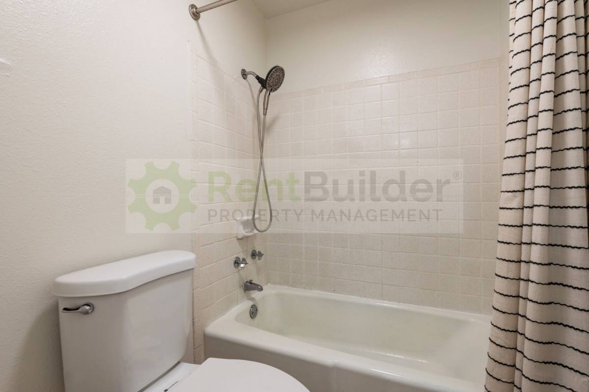 Condo for rent at 1601 Pennsylvania St Ne, Aptw-4, Albuquerque, NM 87110