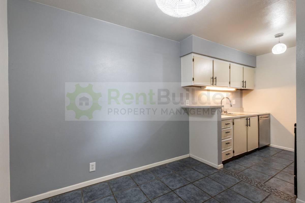 Condo for rent at 1601 Pennsylvania St Ne, Aptw-4, Albuquerque, NM 87110