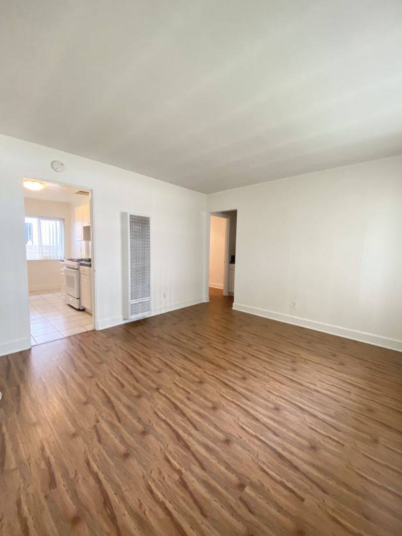Apartment for rent at 1633-1639 Hornblend St, San Diego, CA 92109