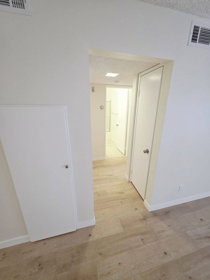 Apartment for rent at 1105 Melrose Ave, Glendale, CA 91202