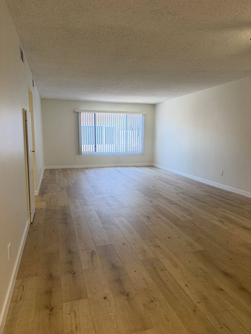 Apartment for rent at 1105 Melrose Ave, Glendale, CA 91202
