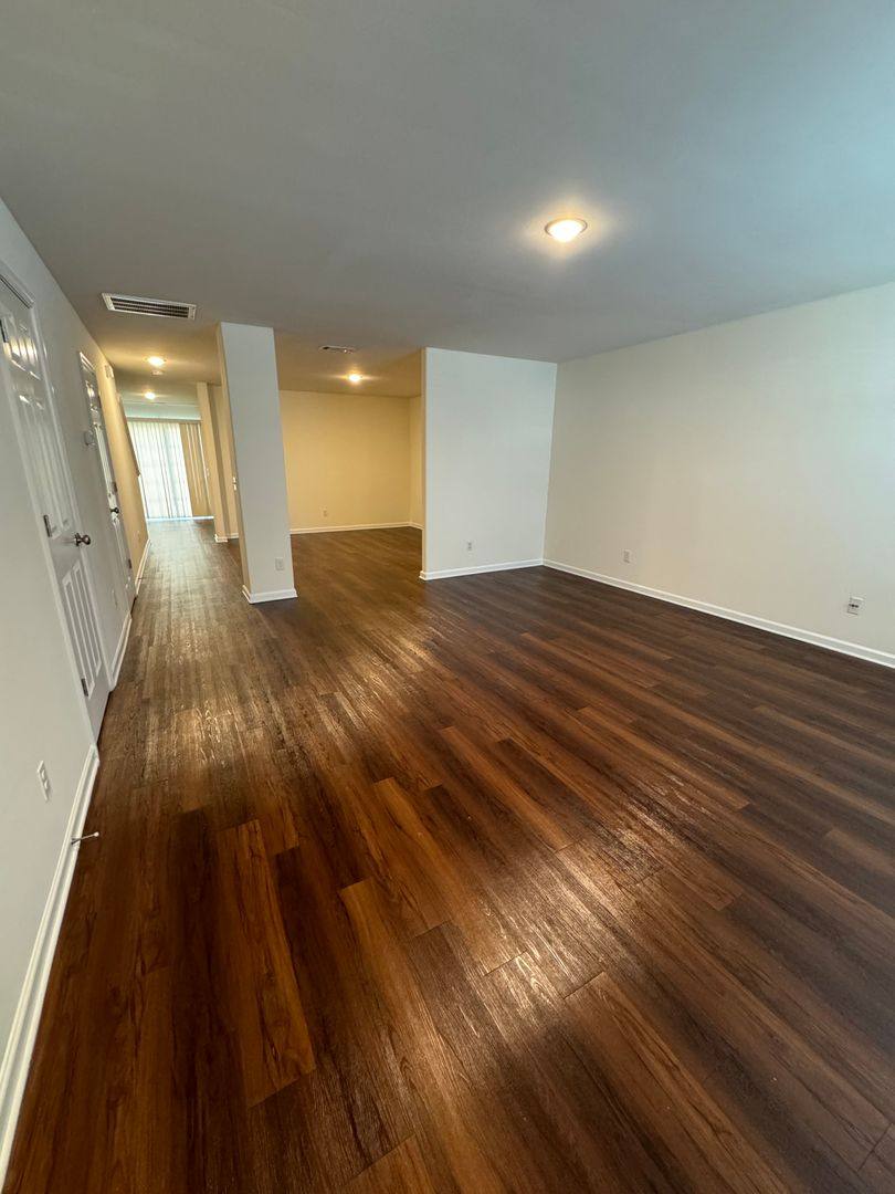 Townhouse for rent at 81 Bearing Circle, Port Wentworth, GA 31407