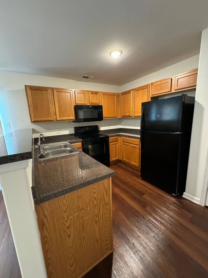Townhouse for rent at 81 Bearing Circle, Port Wentworth, GA 31407