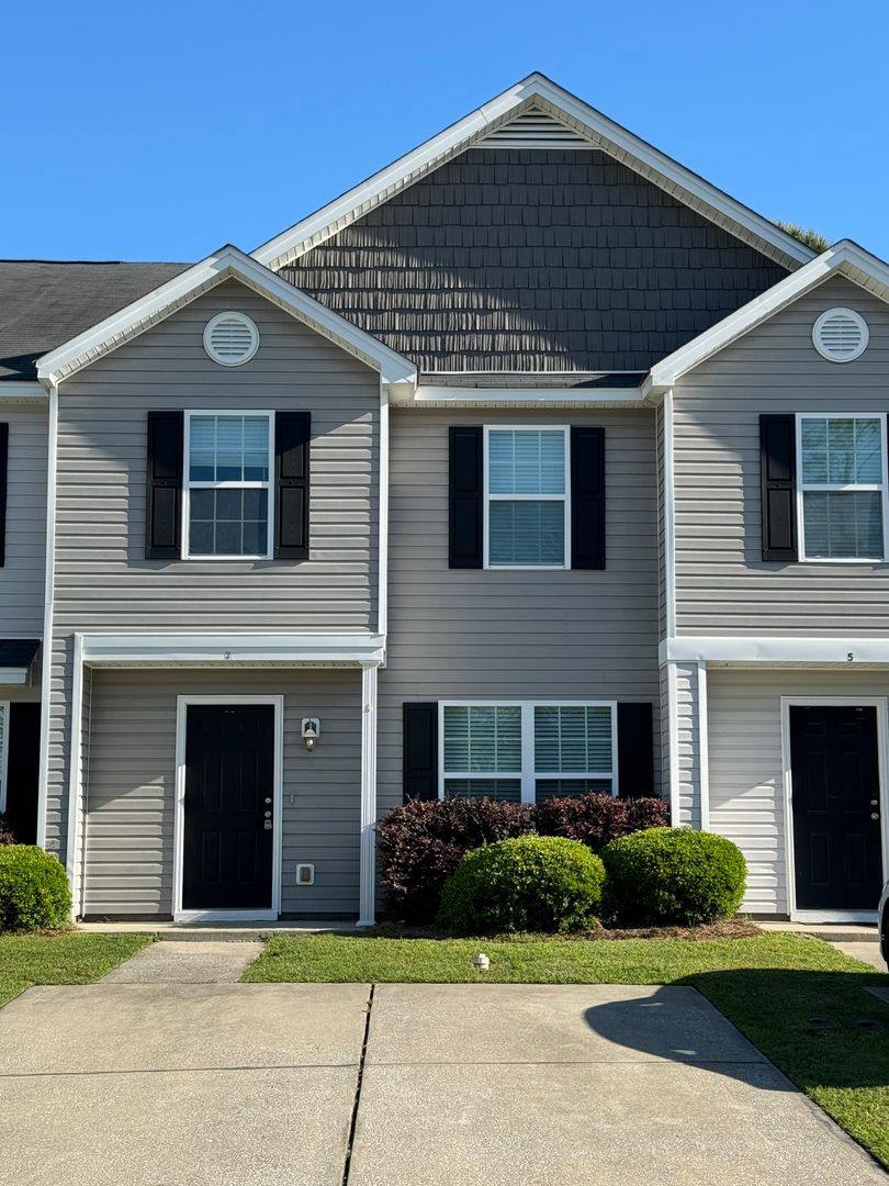 Townhouse for rent at 81 Bearing Circle, Port Wentworth, GA 31407