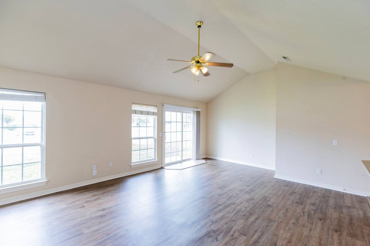 House for rent at 255 B Ravenwood, Siloam Springs, AR 72761