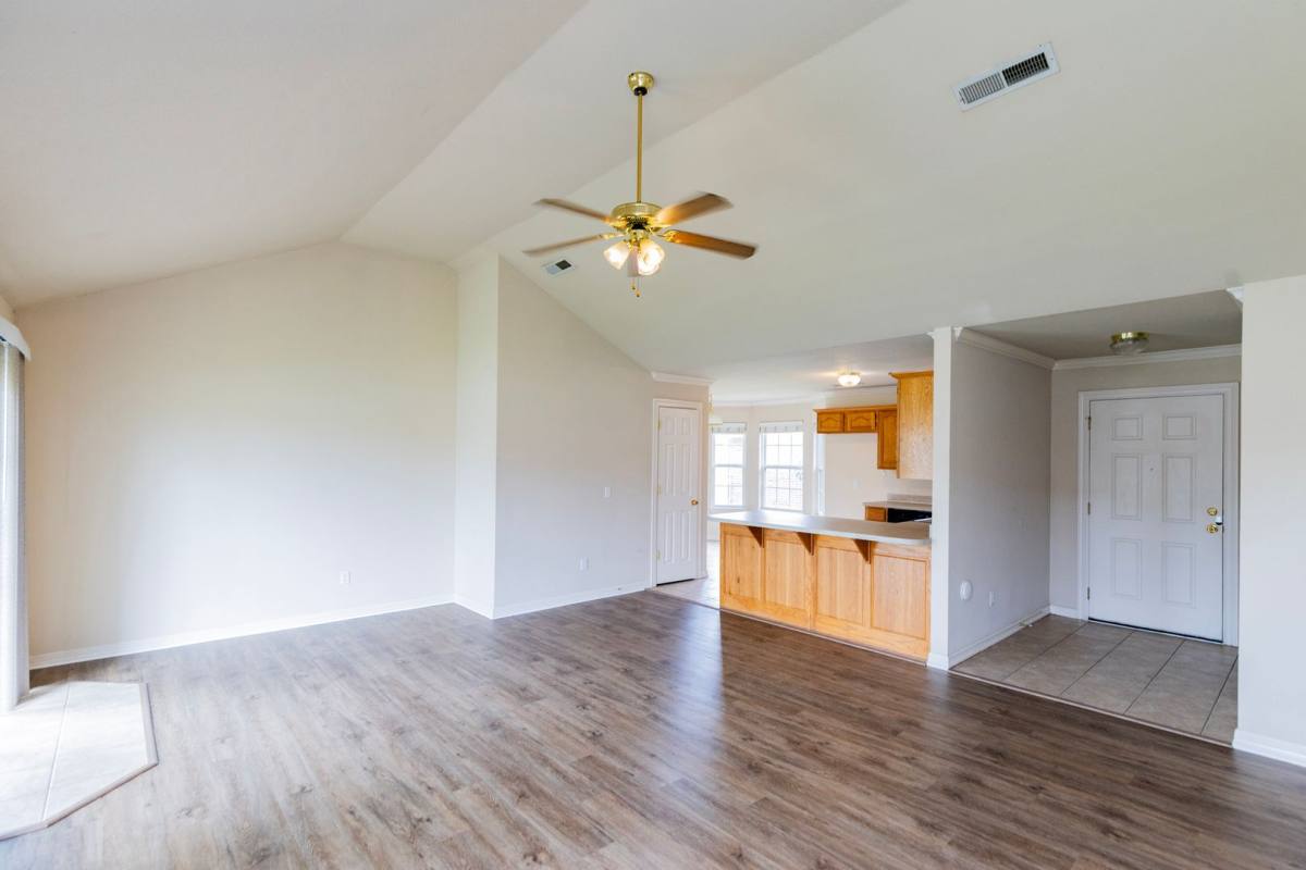 House for rent at 255 B Ravenwood, Siloam Springs, AR 72761