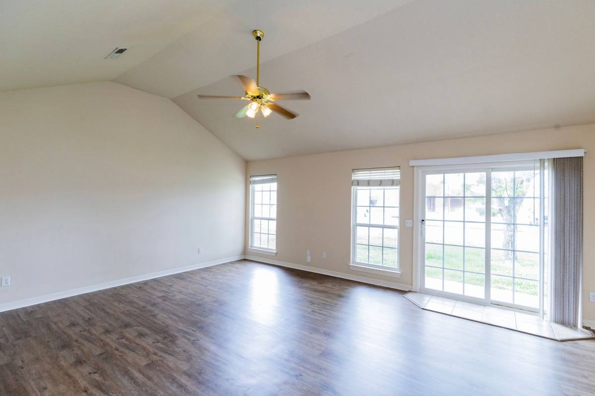 House for rent at 255 B Ravenwood, Siloam Springs, AR 72761