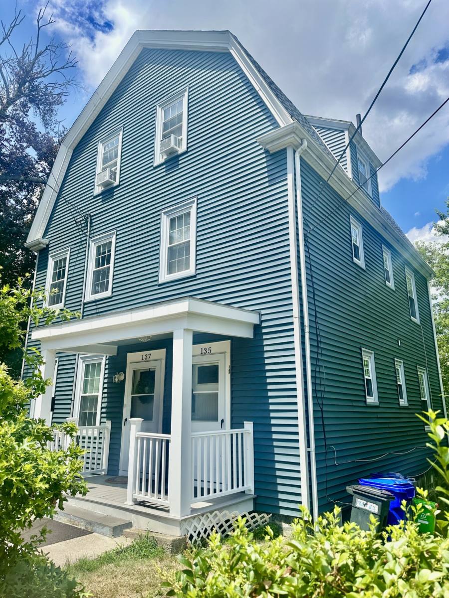 Apartment for rent at 135-137 Nonantum St #1, Brighton, MA 02135