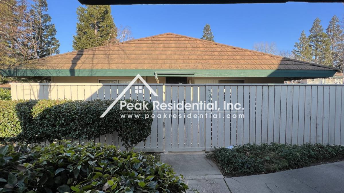 Condo for rent at 504 Roundtree Court, Sacramento, CA 95831