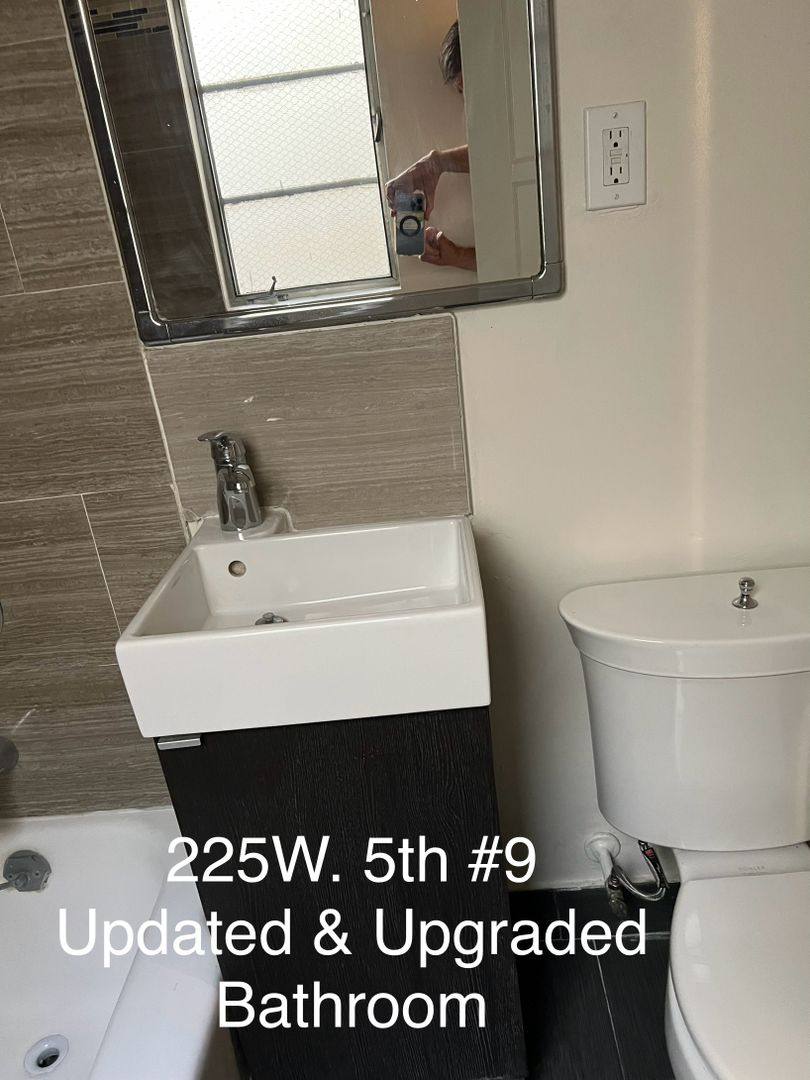 Condo for rent at 225 W 5th St, Long Beach, CA 90802