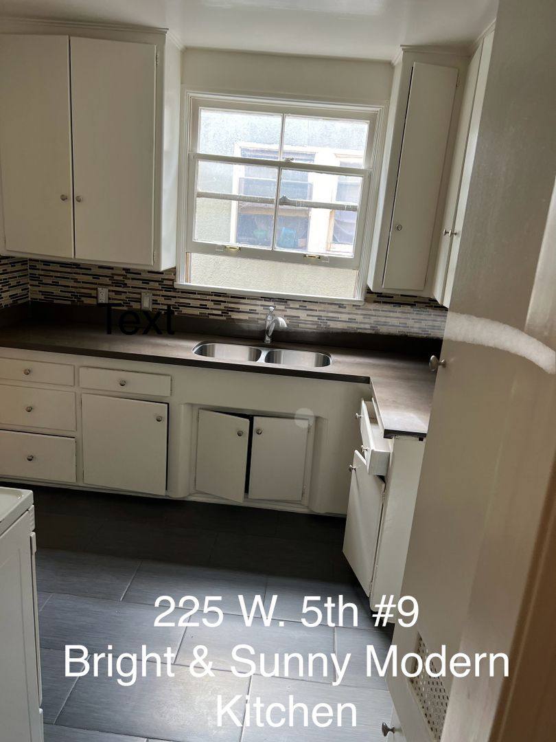 Condo for rent at 225 W 5th St, Long Beach, CA 90802
